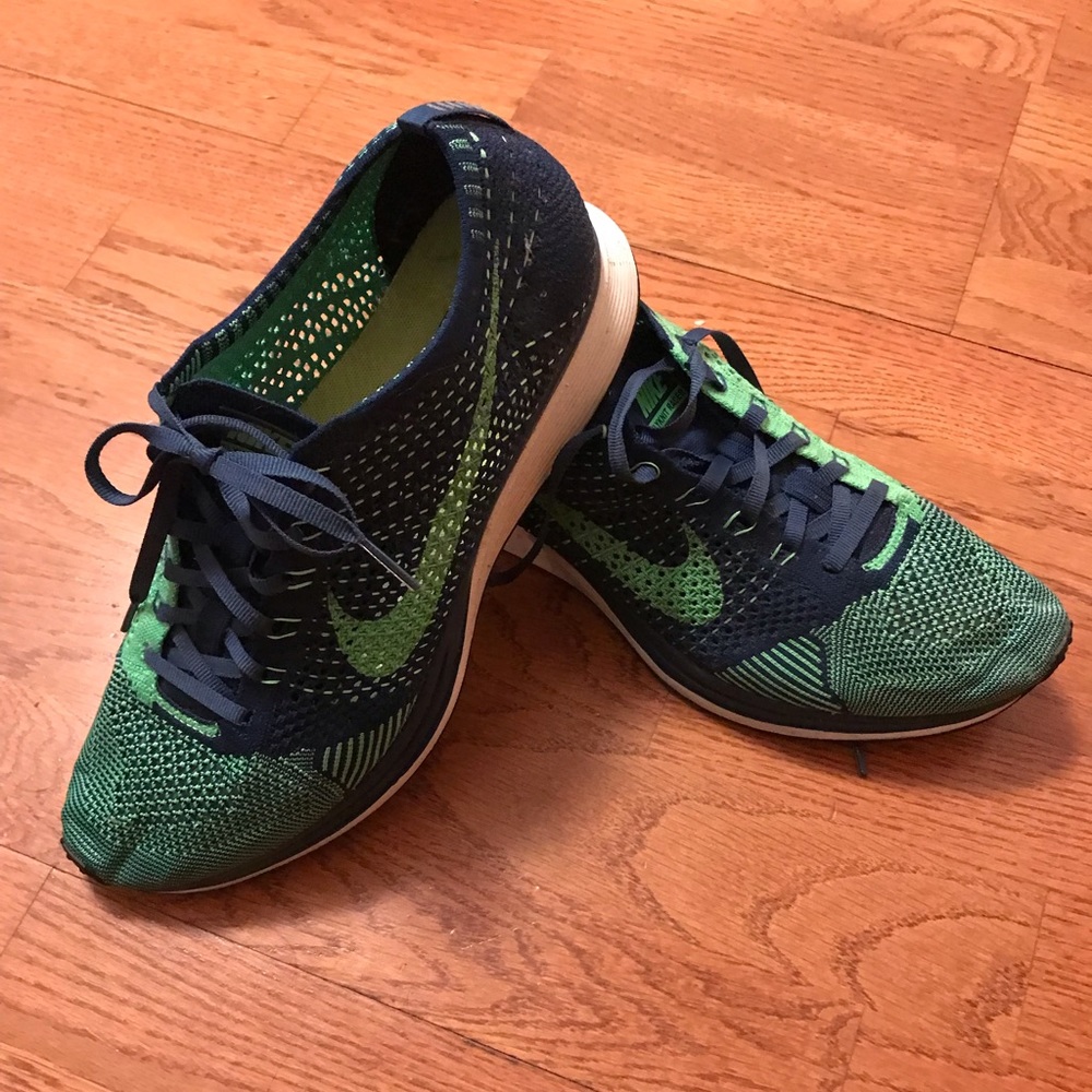 Nike Flyknit Racer - Brave Blue Poison Green Mens Size 10.5 Seahawks